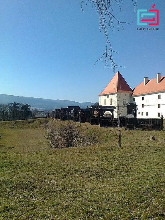 Hotel Betty Panzio Miercurea Ciuc Exterior foto
